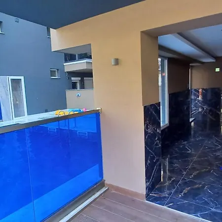 Lolas Apartman Paralía